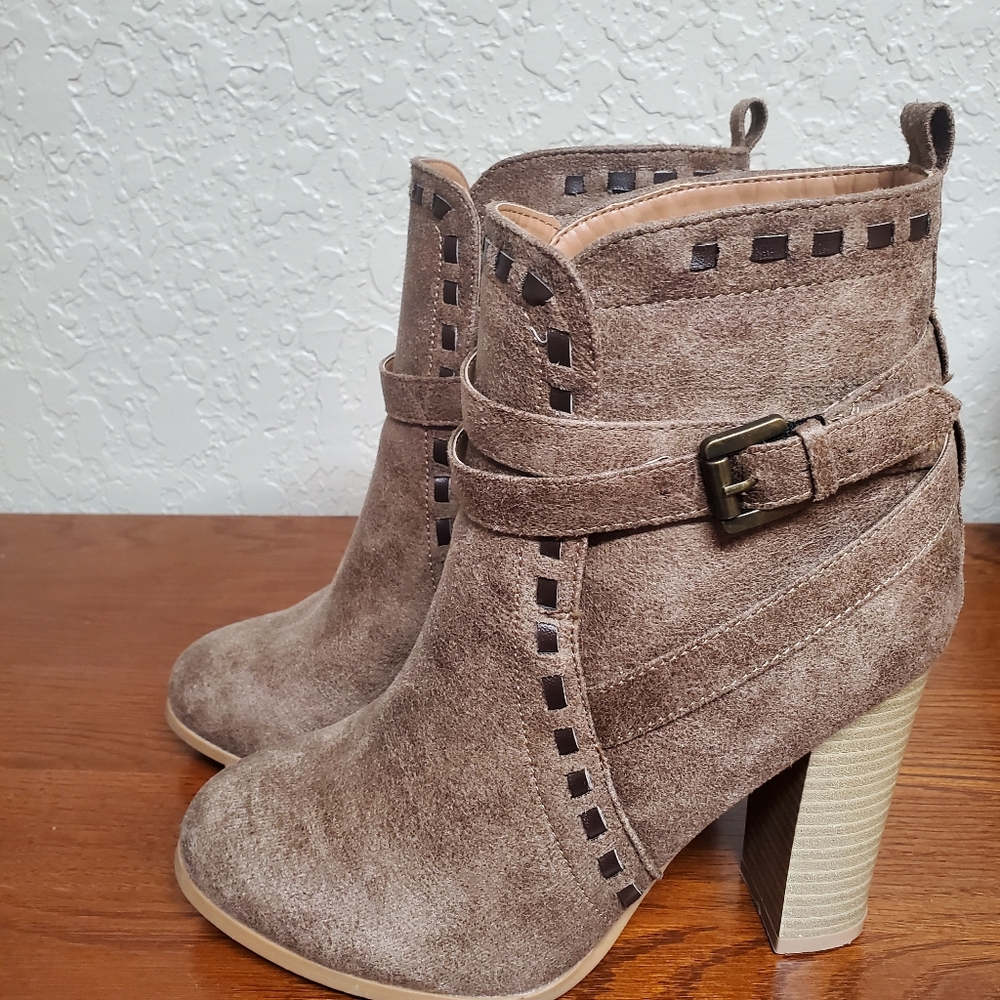 Size 8 Boots
